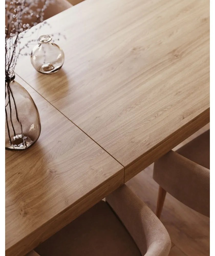Rozkladací jedálenský stôl s prídavnou doskou v dekore duba 100x200 cm Briva – Kave Home