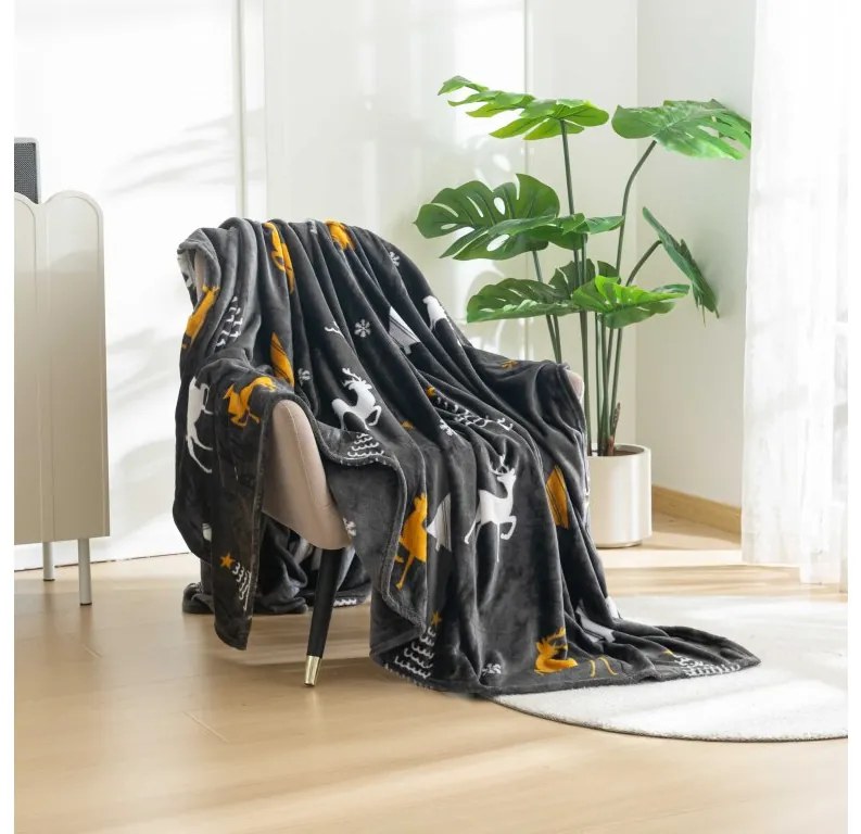 2x Tmavosivá vianočná mikroplyšová deka WHITE TREES 150x200 cm