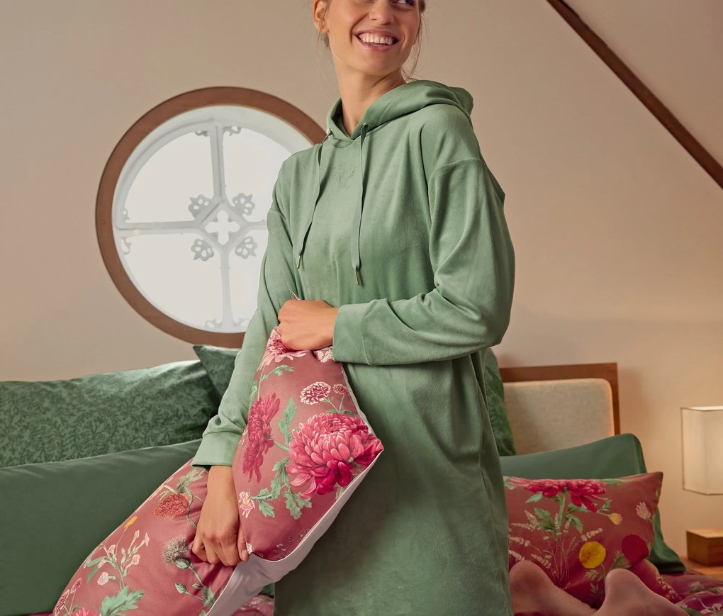 Prikrývka na posteľ, cca 250 x 230 cm