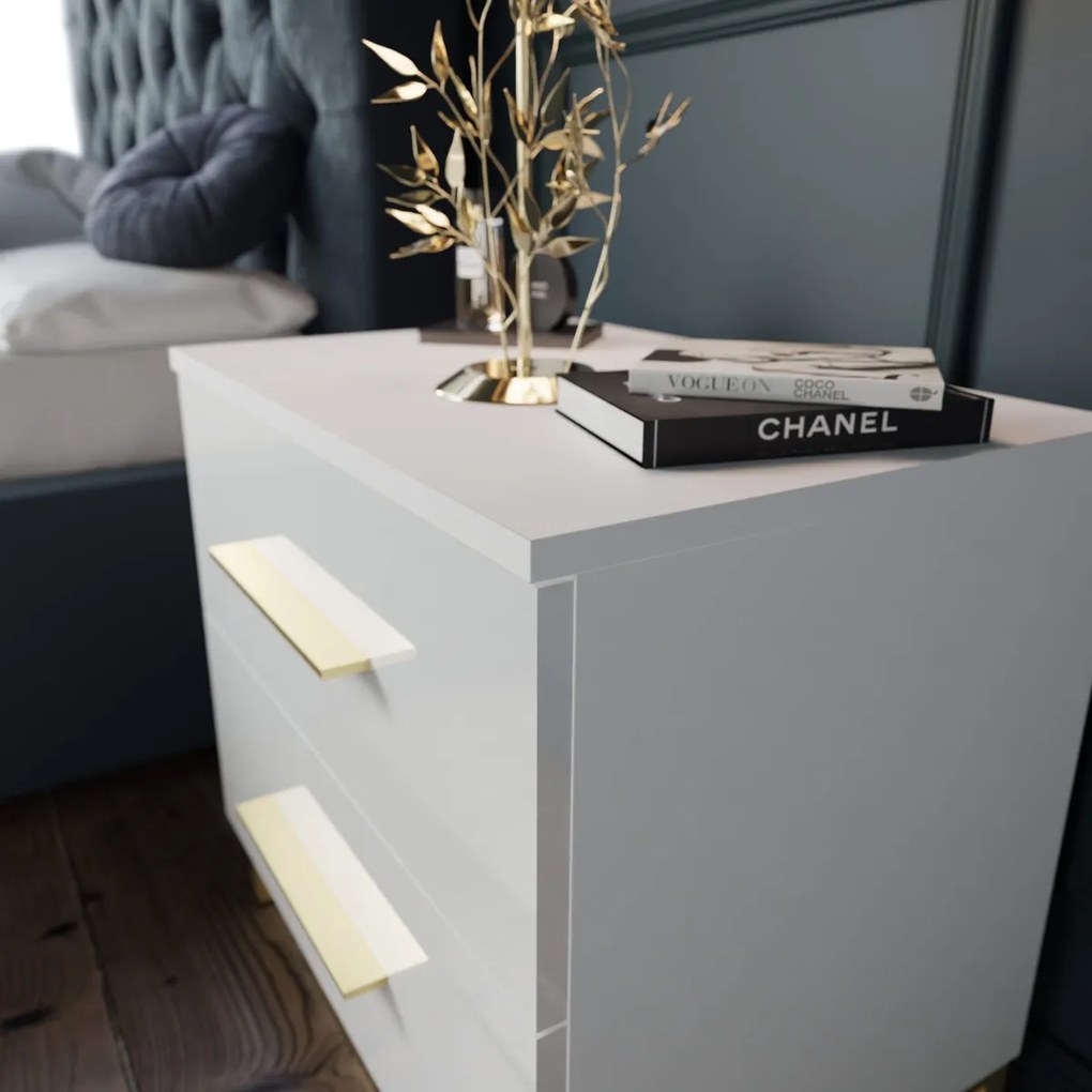 NOČNÝ STOLÍK MARION V LED BIELY LESK + ZLATÉ NOŽIČKY