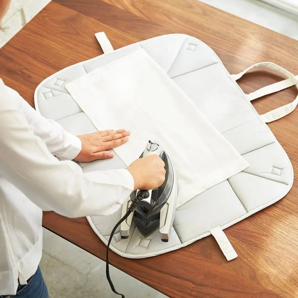 Žehliaca podložka Tower – YAMAZAKI