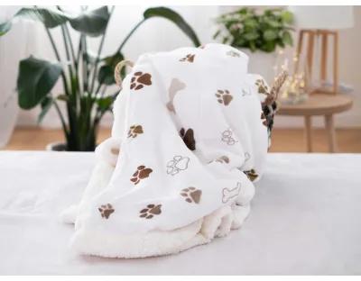 Baránková deka mikroplyš 150 × 200 cm – Labky biele
