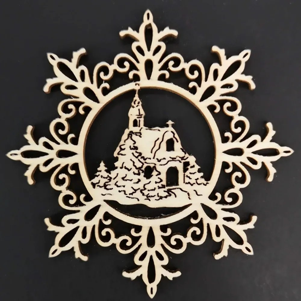 AMADEA Drevená ozdoba vločka s kostolom 9 cm