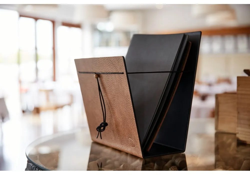 Kovový/z eko kože stojan na časopisy Bull M – LIND DNA