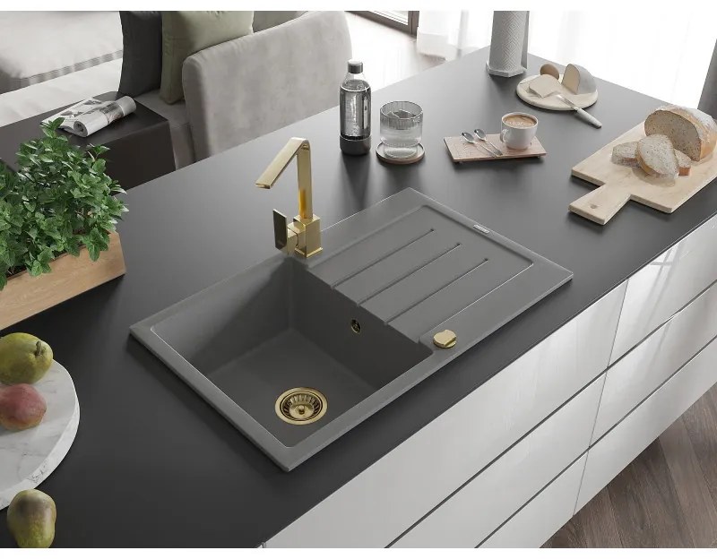 Mexen Bruno, drez granitový 795x495x200 mm, 1-komorový, šedá so zlatým sifónom a zlatá drezová batéria Rita, 6513-71-670300-50