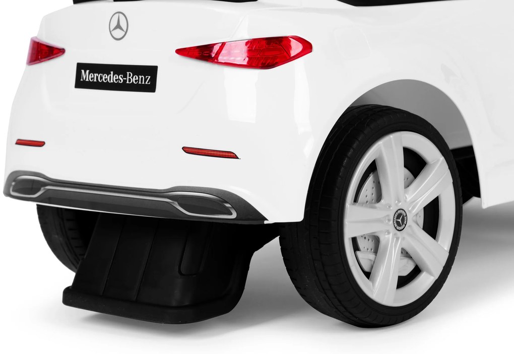 MULTISTORE Auto Mercedes C CLASS s volantom biela