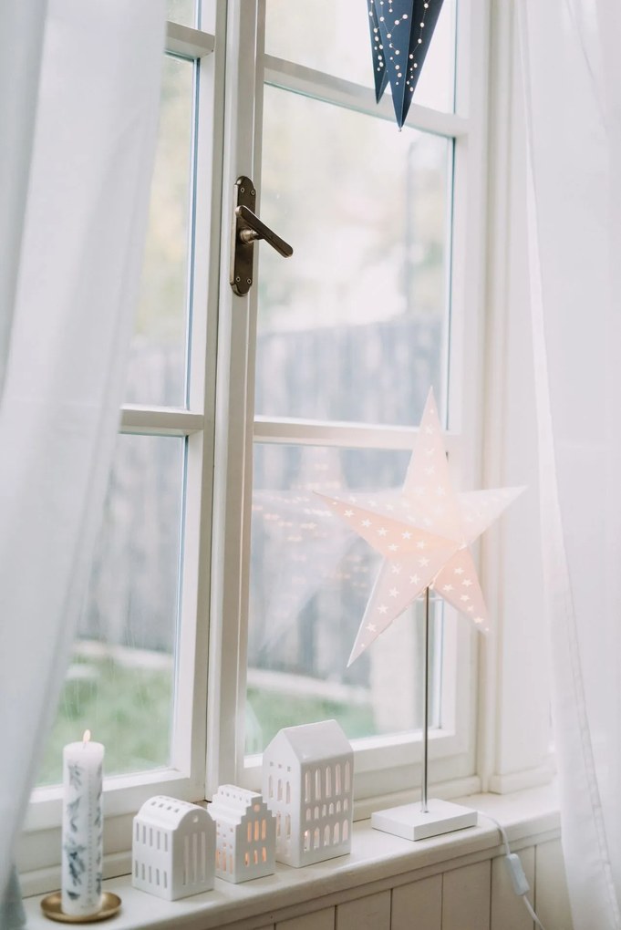 STAR TRADING Svietiaca hviezda na stojančeku Leo White Base