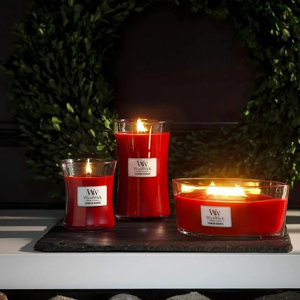 Voňavá sviečka WoodWick Ship Crimson Berries, 453g