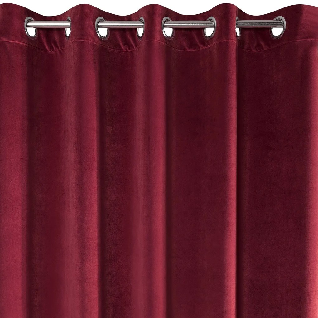 ZATEMŇOVACÍ ZÁVES NA KRÚŽKOCH RIA 140X250 CM BORDOVÁ