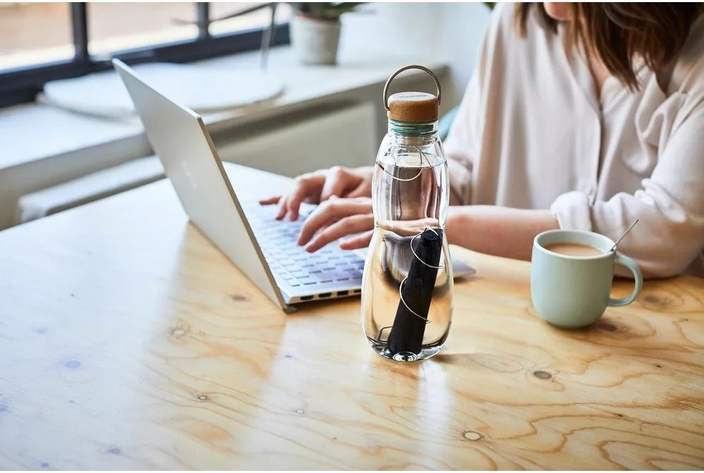 Sklenená fľaša 600 ml Eau Good – Black + Blum