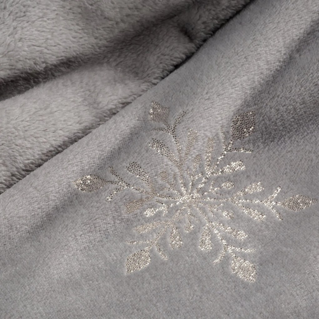 VIANOČNÁ FLANELOVÁ DEKA SNOW GOLD 150X200 CM VZOROVANÁ