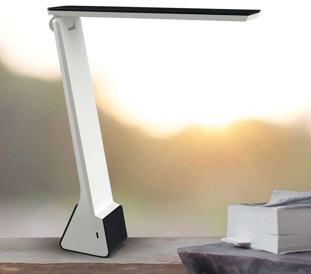 LED lampa na písací stôl MAULseven s batériou sivá