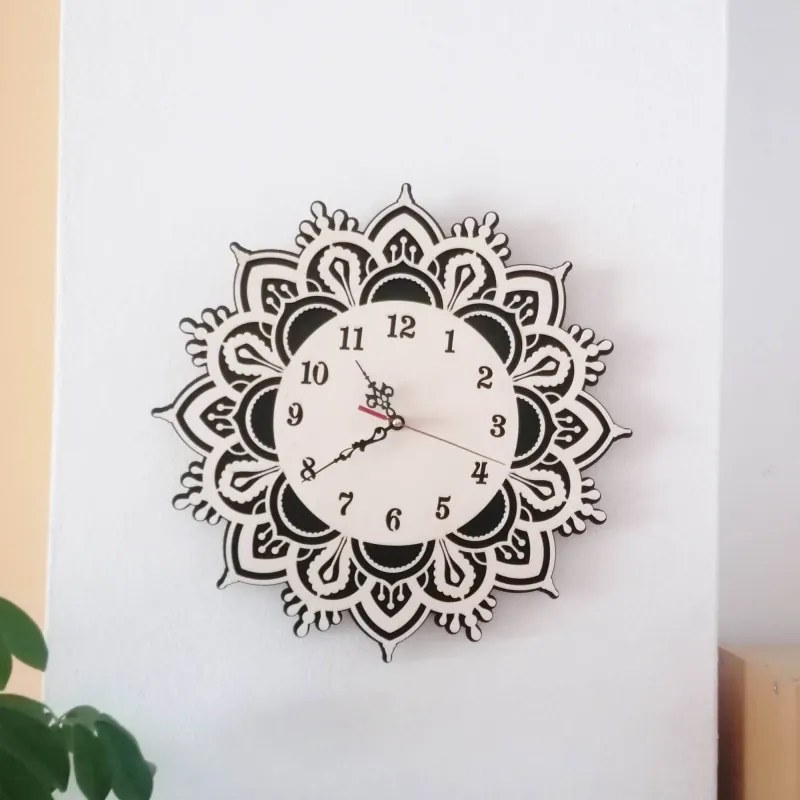 Drevené hodiny na stenu s kvetinovým dizajnom l SENTOP PR0375 MDF-playwood