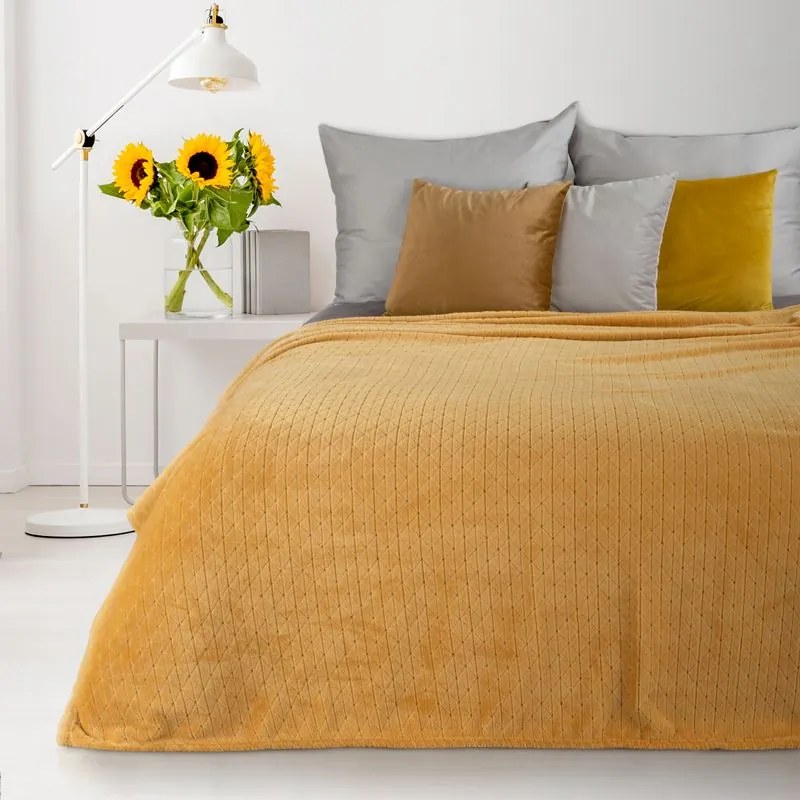Dekorstudio Deka CINDY4 v zlatej farbe Rozmer deky: 70x160cm