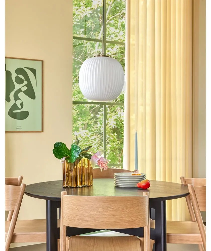 Biele závesné svietidlo so skleneným tienidlom ø 32 cm Serene – Hübsch