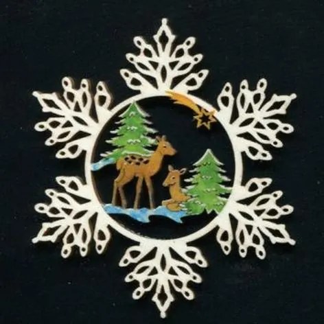 AMADEA Drevená ozdoba farebná vločka so srnkami 9 cm