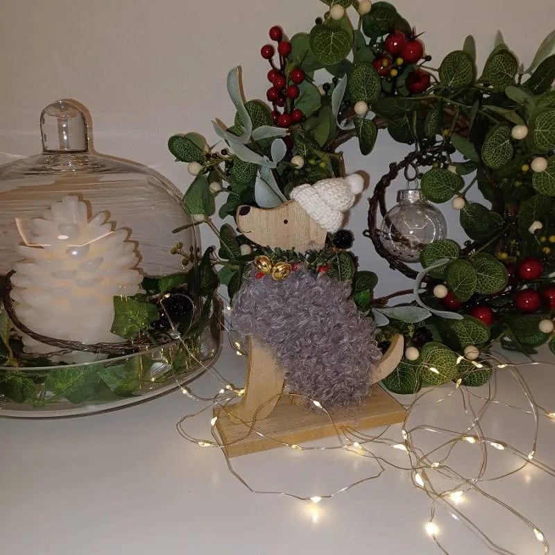 DECOLED Dekorace, dřevěný pes, 14,5 x 18,5 cm, šedá