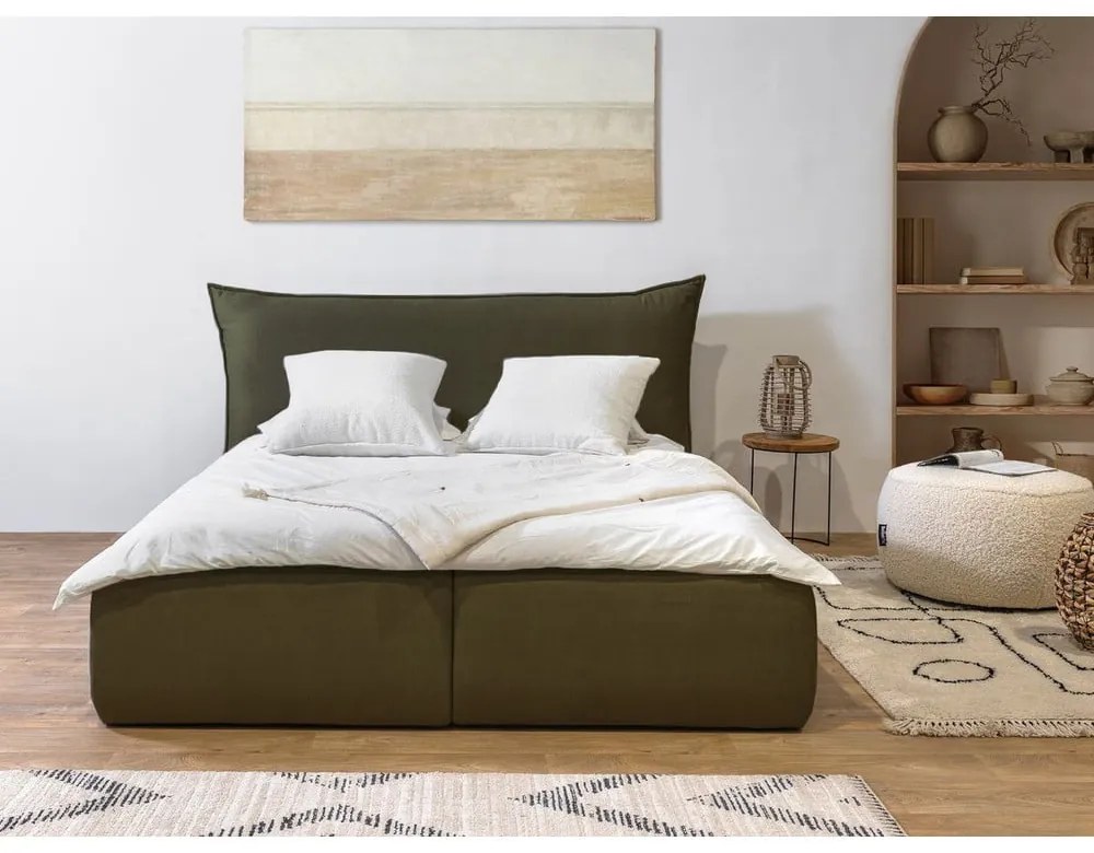 Tmavozelená čalúnená dvojlôžková posteľ s úložným priestorom s roštom 180x200 cm Jade – Bobochic Paris