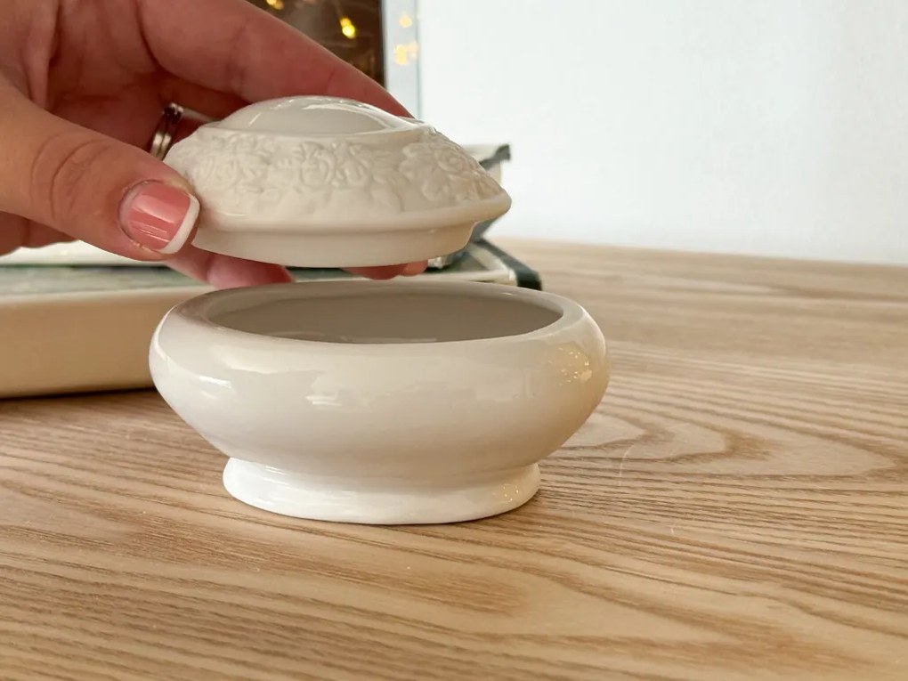 Biela porcelánová miska s viečkom BAKJA
