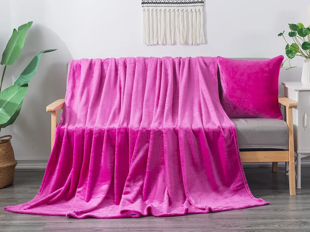 XPOSE® Mikroplyšová deka Exclusive - karmínová 150x200 cm