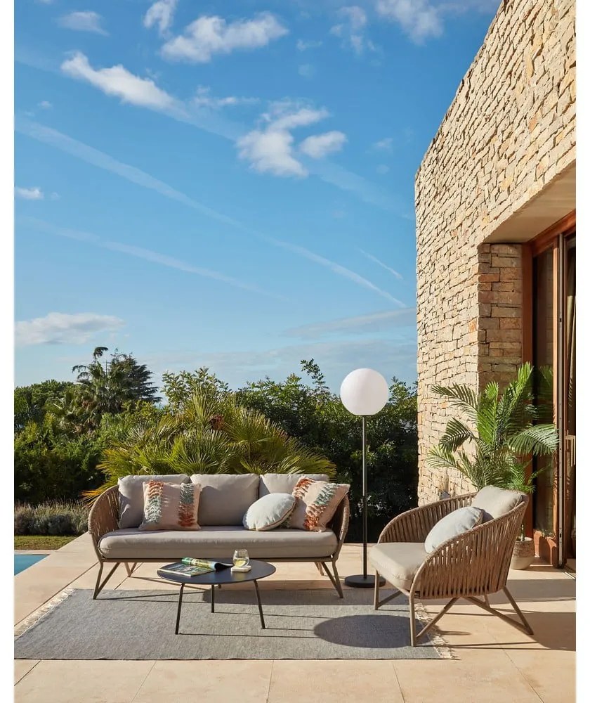 Svetlosivé/hnedé kovové záhradné kreslo Branzie – Kave Home