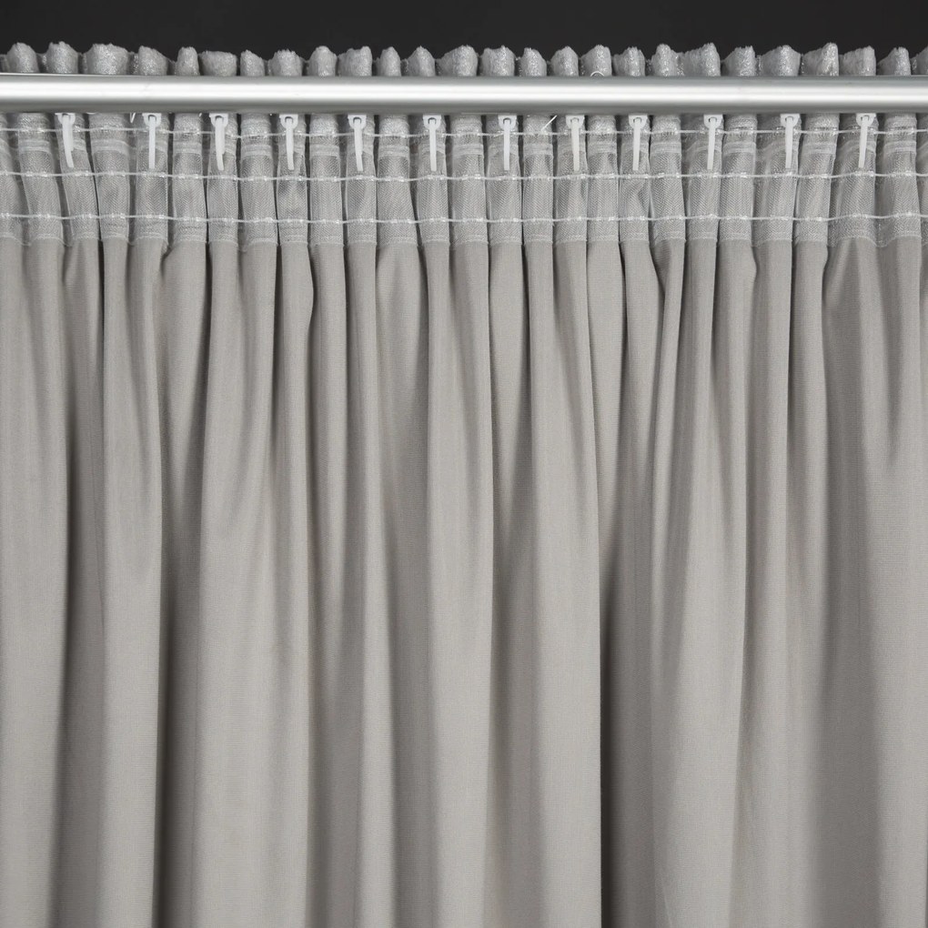 ZATEMŇOVACÍ ZÁVES NA PÁSKE AVENA 135X270 CM VZOROVANÁ