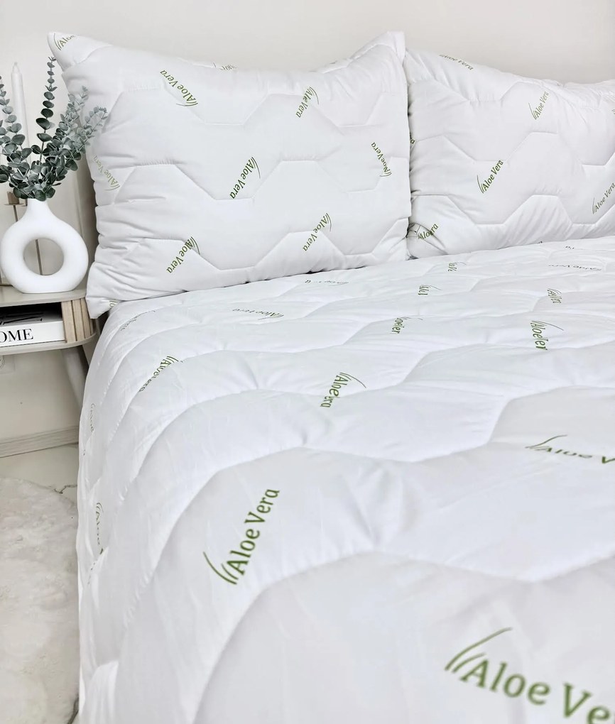 Letný set Aloe Vera Green – paplón 140x200 cm + vankúš 70x90 cm, mikrovlákno s Aloe Vera, prateľné Veľkosť: 140x220/70x90 cm
