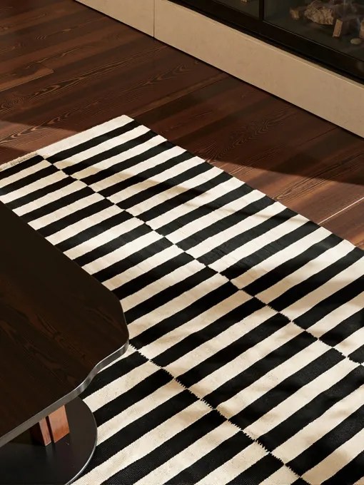 Obojstranný koberec Hanse Home Vika čierny / naturálny / biely