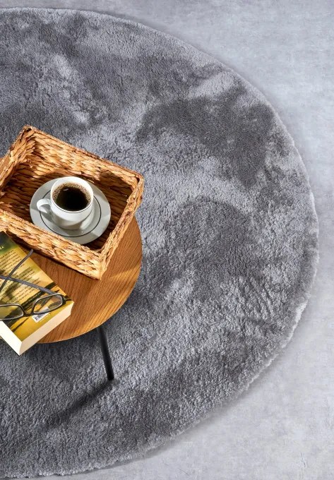 Koberec Elle Decoration COSY Calida strieborný kruh