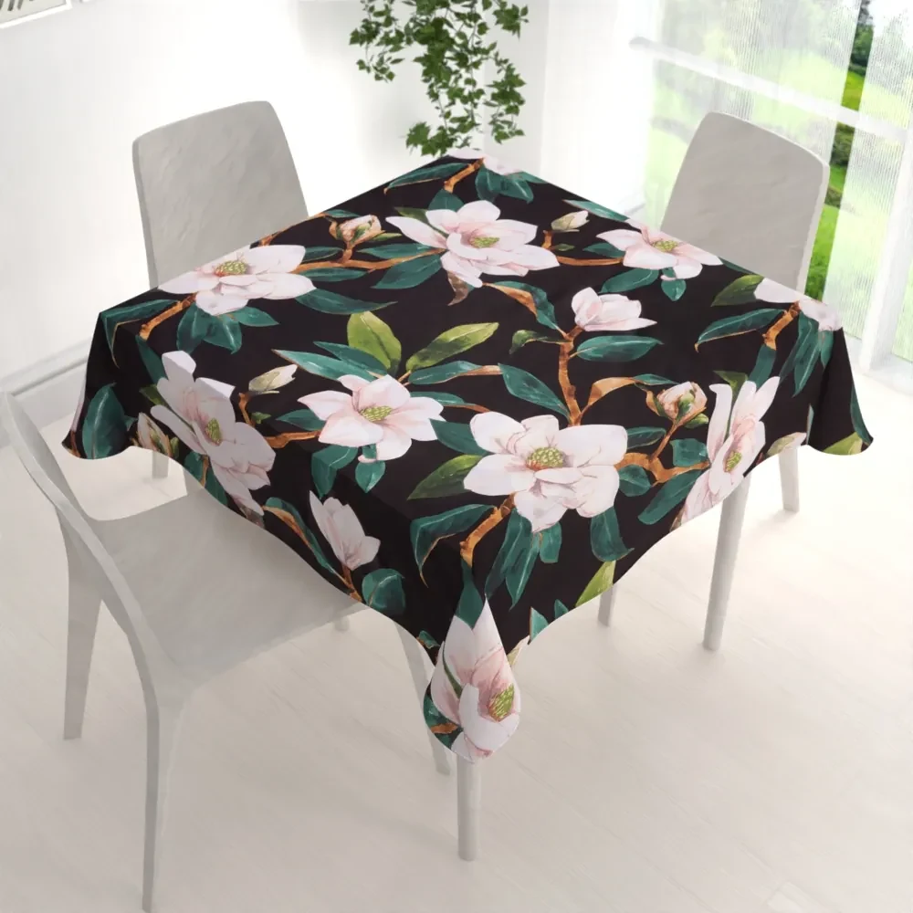 Biante Bavlnený štvorcový obrus Sandra SA-300 Kvety magnólie na čiernom 70x70 cm