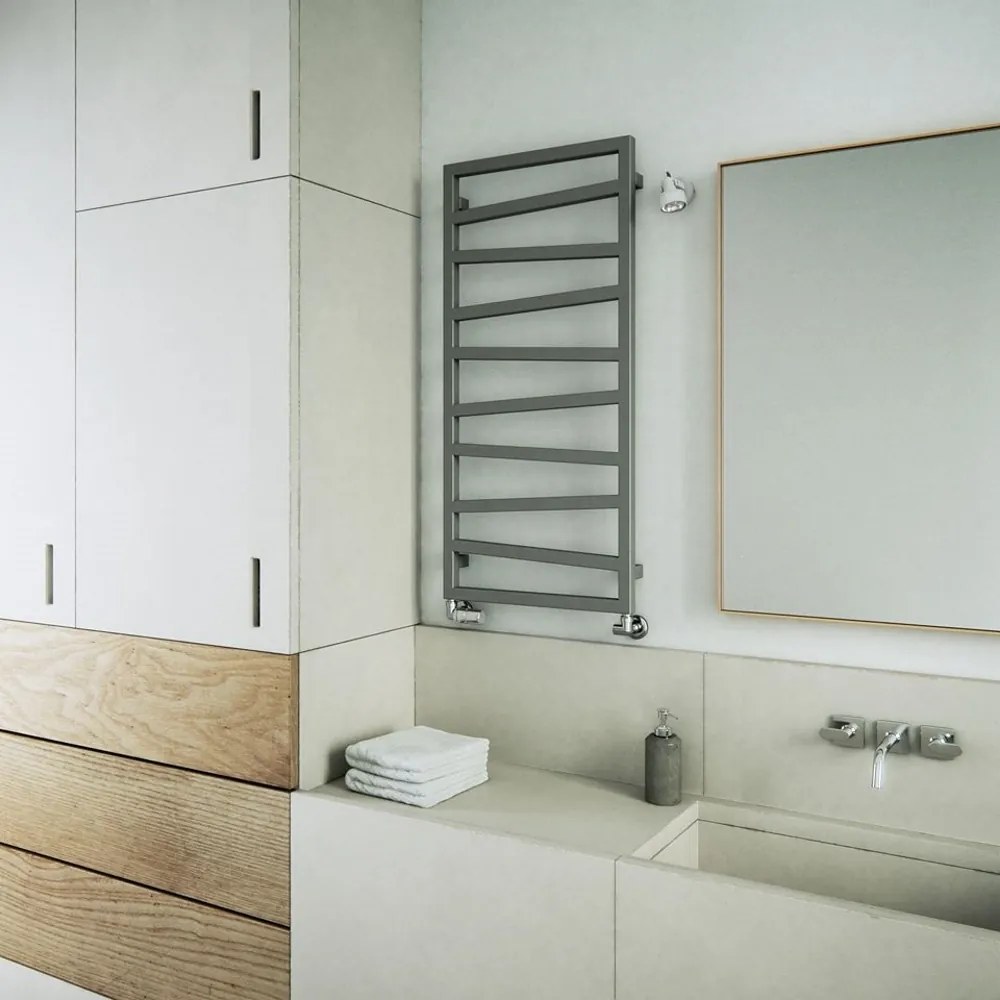 Terma Zigzag 1545x500 kombinovaný radiátor RAL9005 Pololesk Z8
