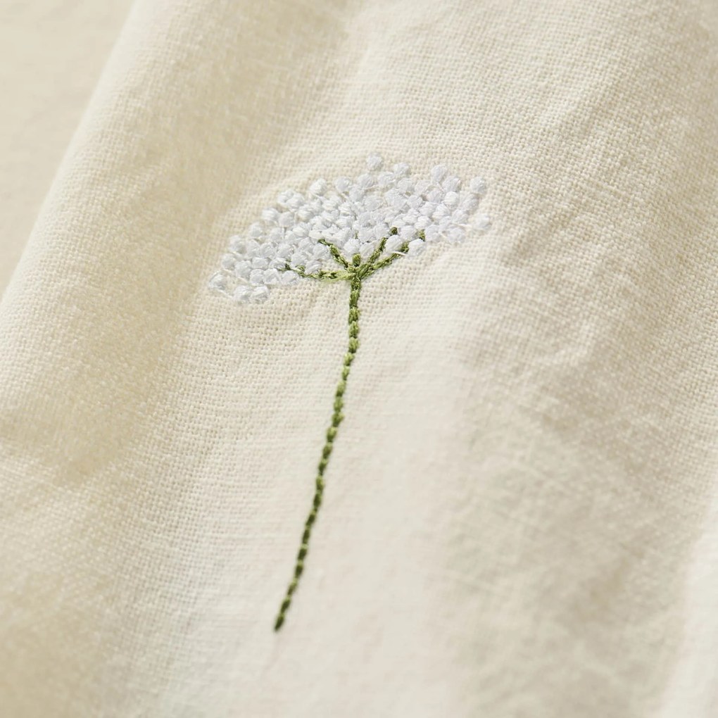 Ib Laursen Látkový obrúsok s výšivkou Flora White umbel flower