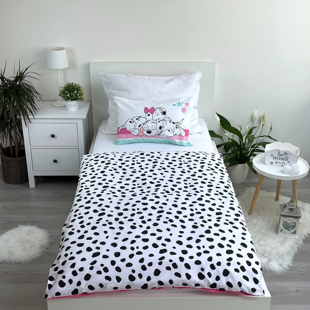 Jerry Fabrics Obliečky do postieľky 100x135 + 40x60 cm - 101 dalmatíncov