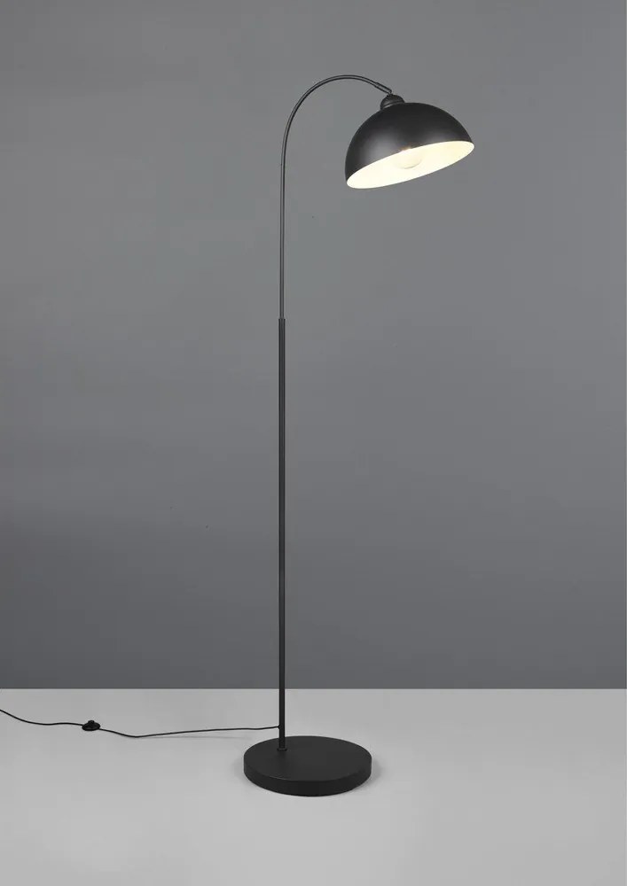 Čierna stojacia lampa s kovovým tienidlom (výška 170 cm) Sierra – Reality