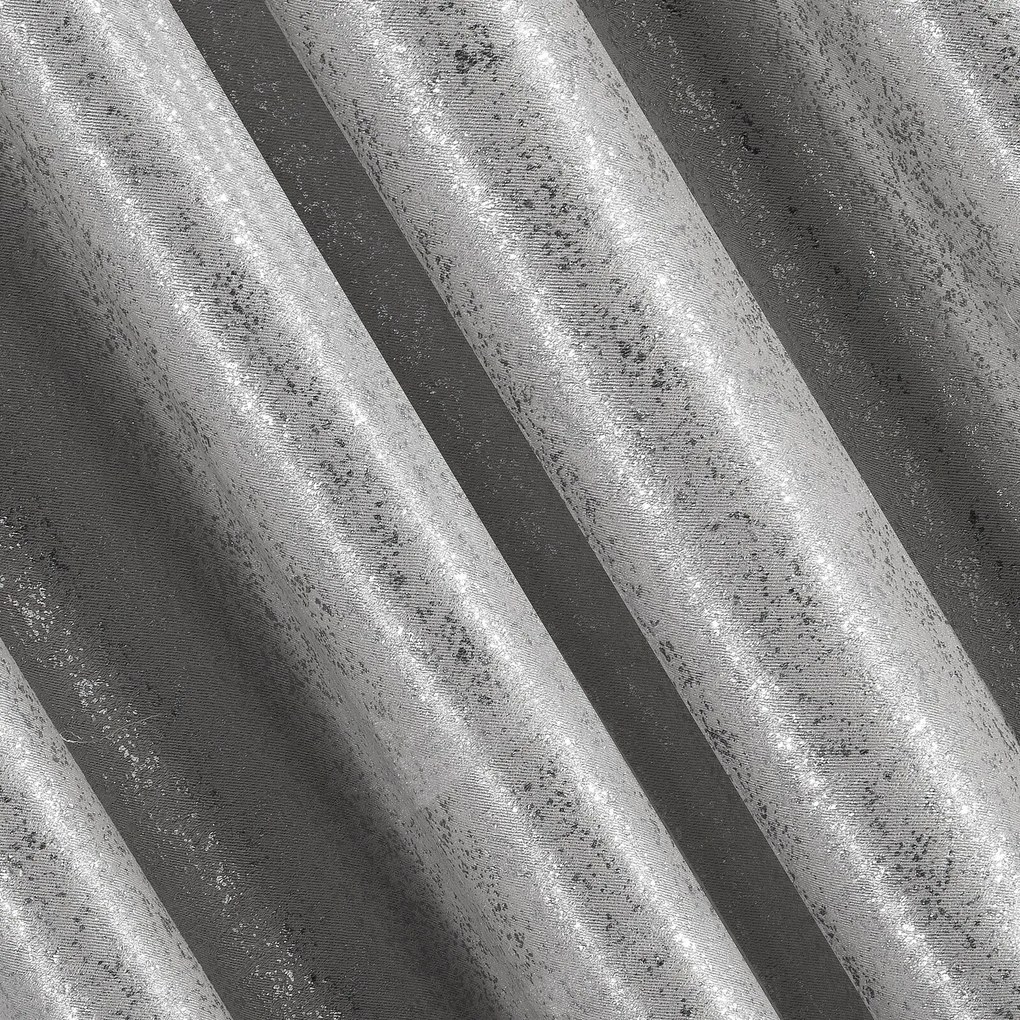 ZATEMŇOVACÍ ZÁVES NA PÁSKE EBRU 135X270 CM STRIEBORNÁ