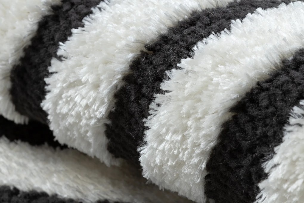 Koberec MODE 8597 Geometrický, krémovo - čierny