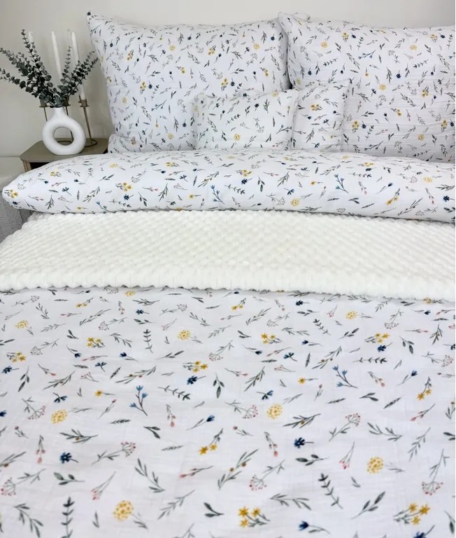 INTERMEDIC SK Mušelínová obliečka Lúka 140x200/70x90 cm – zapínanie na zips