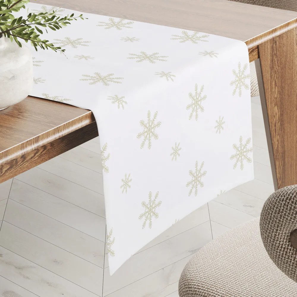 Biante Teflónový behúň na stôl TF-119 Vianočné béžové vločky na bielom 35x140 cm