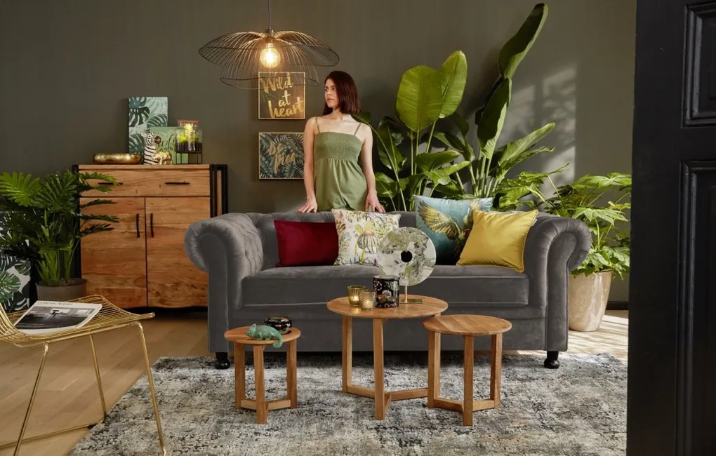 Pohovka Chesterfield, stredně šedá látka