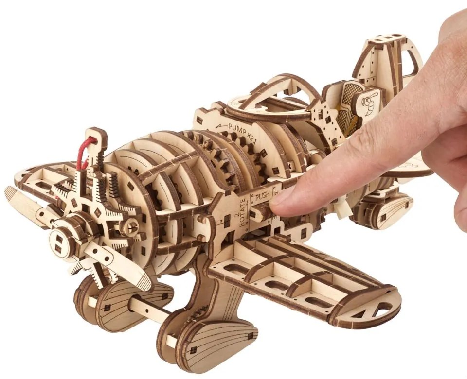 Ugears 3D mechanické puzzle Lietadlo Mad Hornet 354 ks