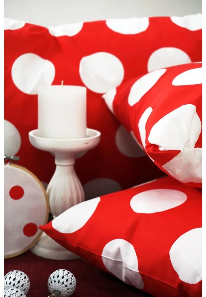 Obliečky bavlnené Dots červené EMI, Štandardný set jednolôžko obsahuje 1x 140x200 + 1x 70x90