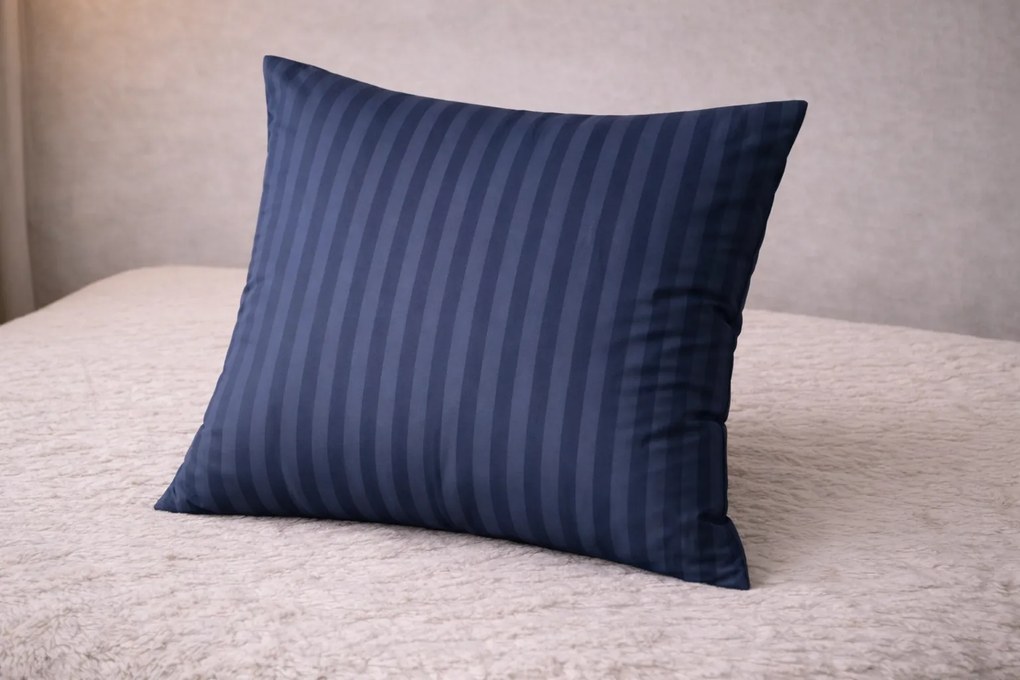 INTERMEDIC SK Obliečka na vankúš damašek modrá 40x40 – hotelový prúžok