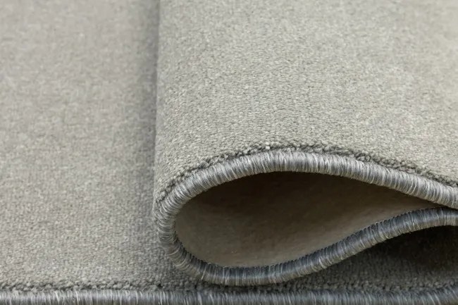 Metrážny koberec Cancun 279 sivý