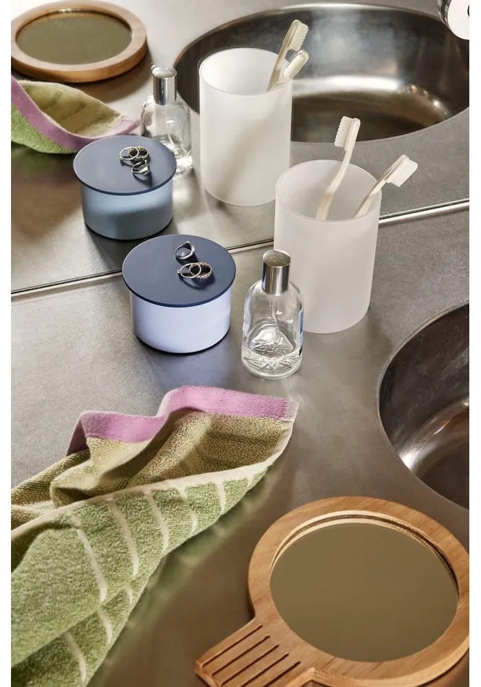 Dekoratívny kovový úložný box s vekom District - Hübsch