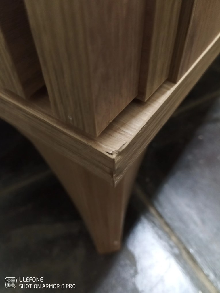 AKCIA Nočný stolík ENTSIAN 40x40cm, dub artisan II. akosť