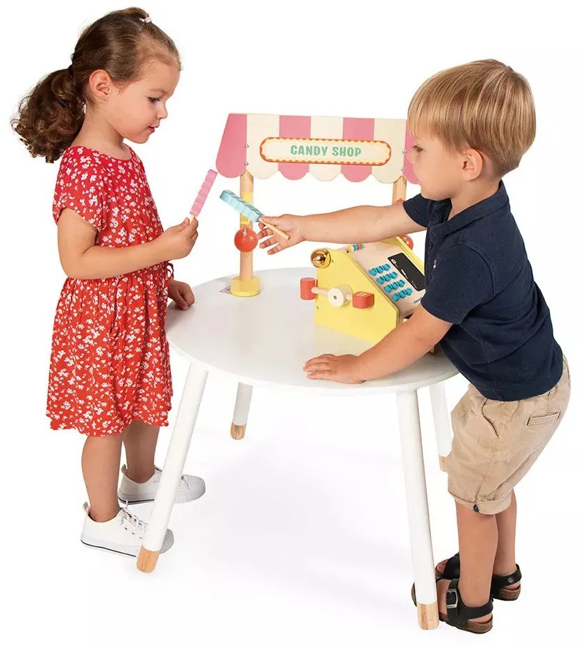 Drevený stánok - cukráreň s pokladňou