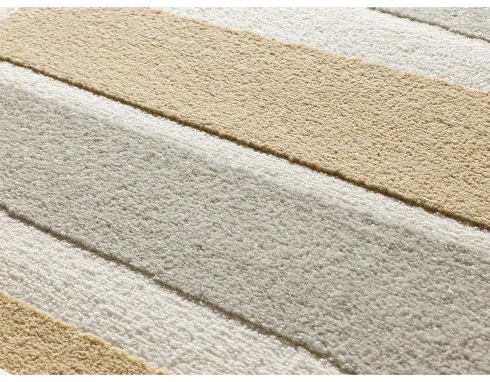 Koberec vo svetlosivej a krémovej farbe 133x190 cm Flora – Universal