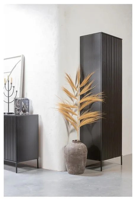 Čierna šatníková skriňa z borovicového dreva 60x210x42 cm Gravure – WOOOD