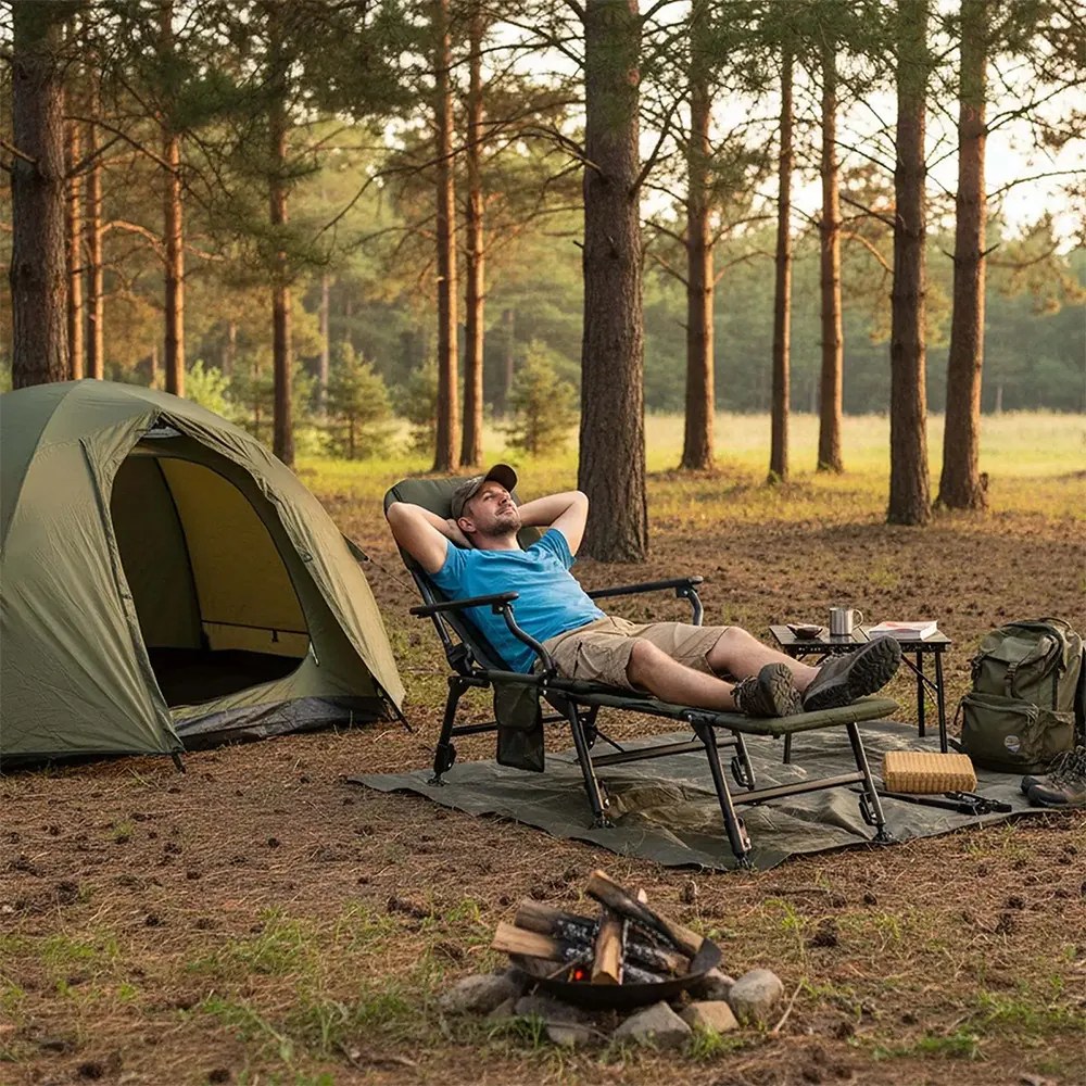 Veľká rybárska stolička s opierkou na nohy