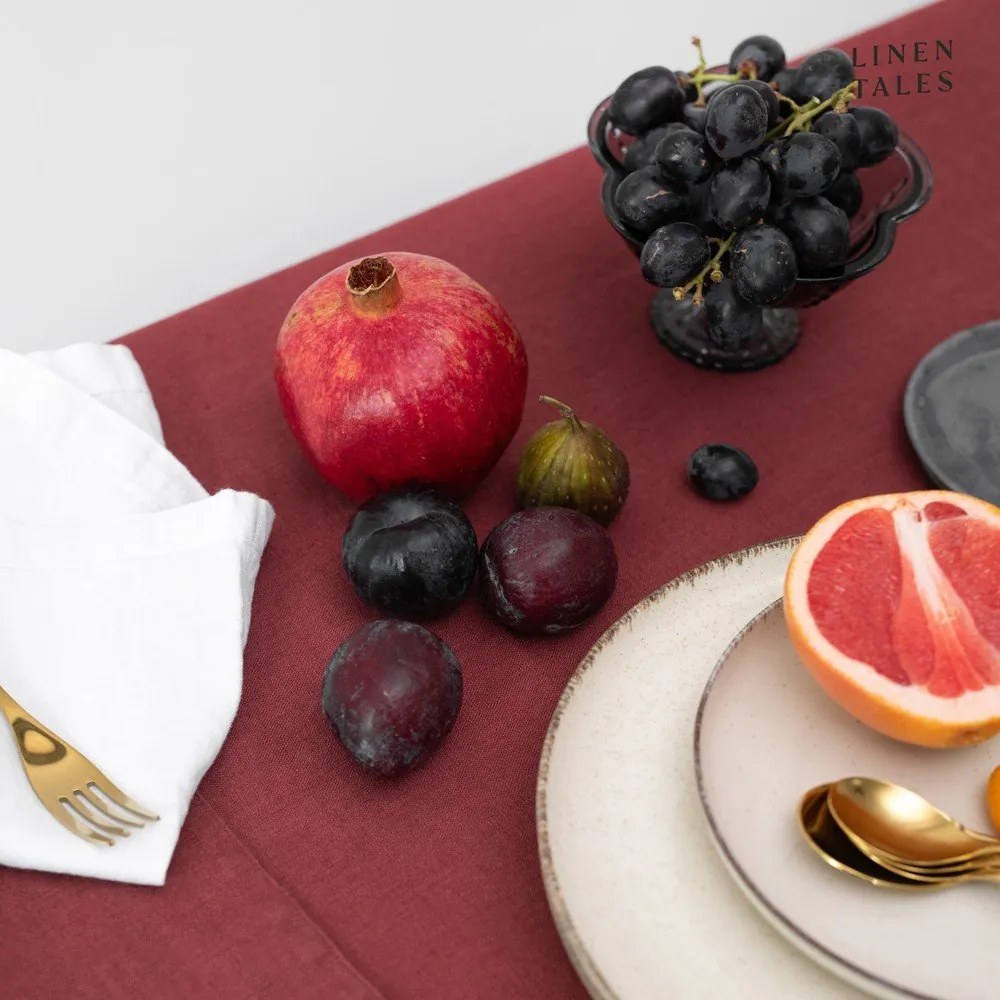 Ľanový obrus 140x140 cm Marsala – Linen Tales